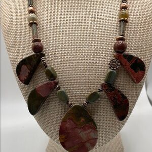 Striking Red River Jasper and Green Teardrop Nelace